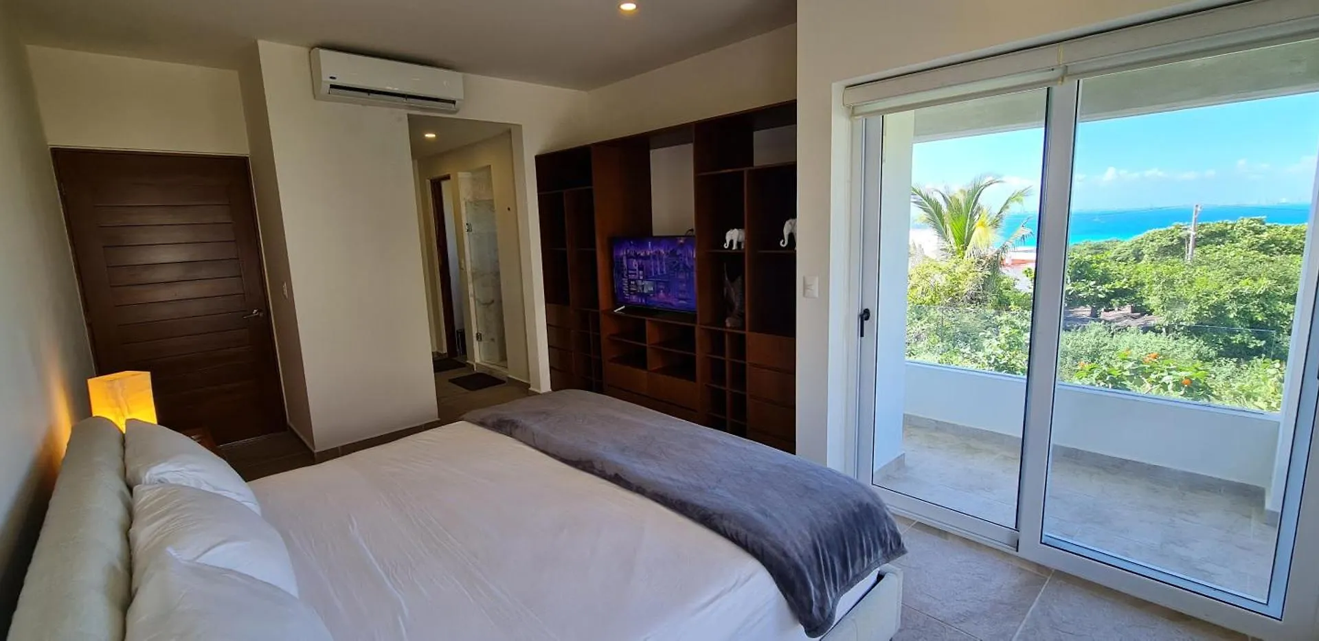 Casa Gioo, Stunning Villa at Isla Mujeres 0*,  México